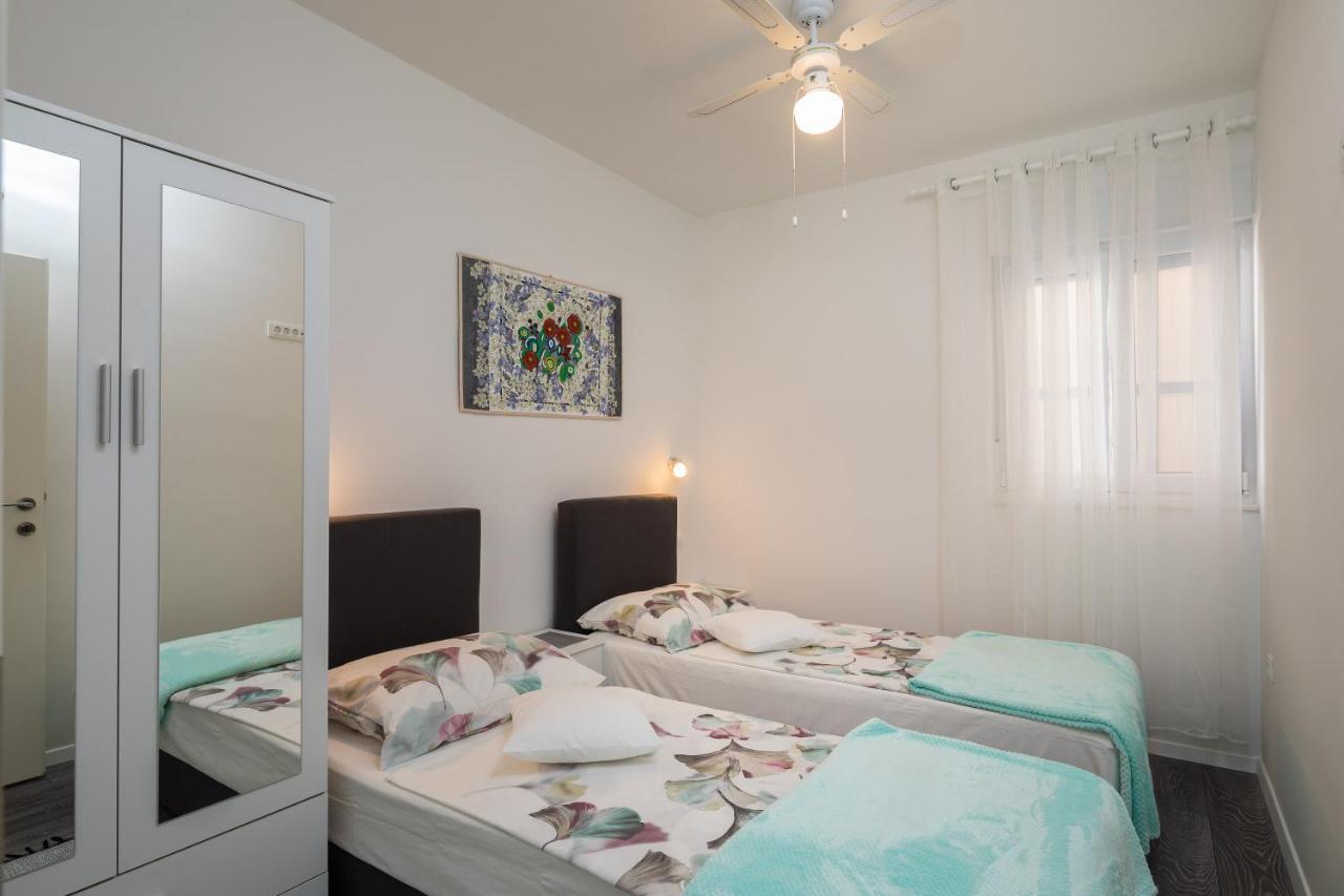 Seaside Deluxe Apartment Jesenice  Exterior foto